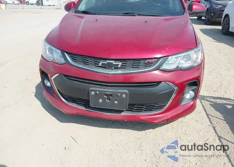 2020 Chevrolet Sonic Fwd Lt 5-Door z USA, uszkodzony, nr VIN 1G1JD6SB8L4110097